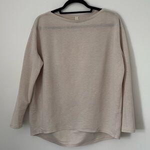 Lululemon Back in Action LS size 8